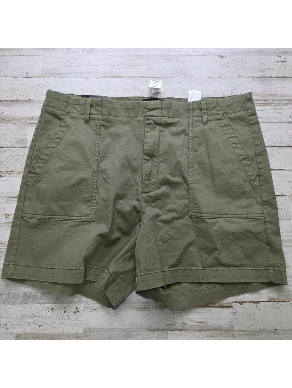 NWT Banana Republic Authentic Chino Utility Short 5" Inseam Brown Women's 16